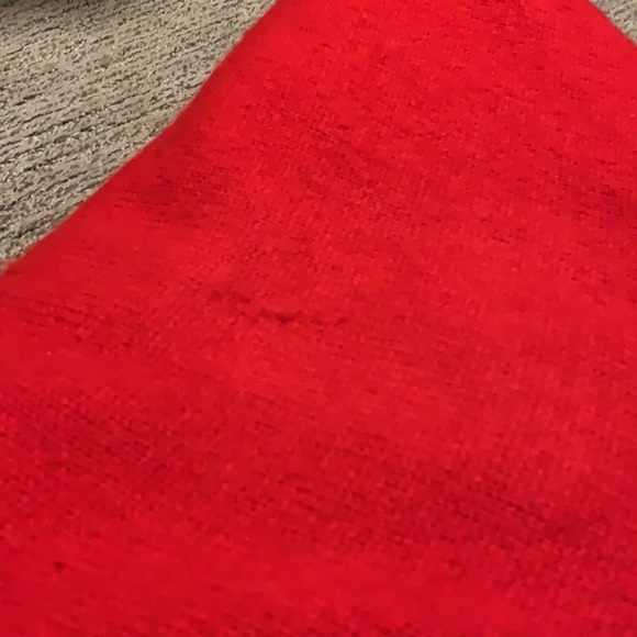 Guess Turtleneck Sweater - off shoulder - Picture 3 of 4